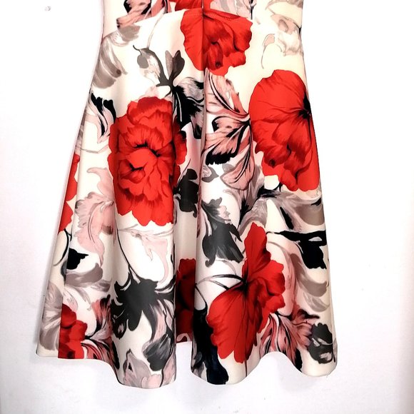 Fall Floral Dress - Picture 2 of 4